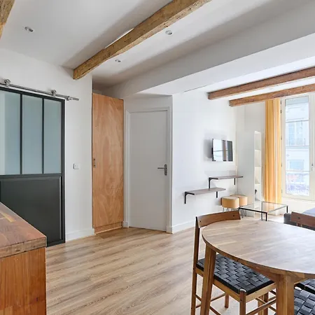 Nazareth Sentier Ii Charming 4p Lejlighed